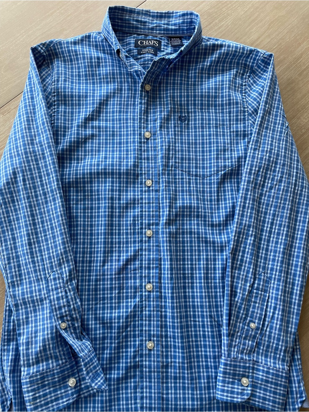 Chaps Men's Blue and White Plaid Button-Down Shirt